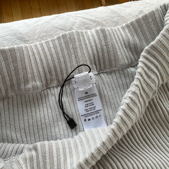 High rise ribbed super stretch flare lounge pants - Picture 2 of 2